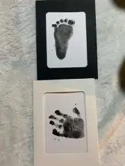 Baby Hand Footprint Kit Paw Print Dog Cats 2 Inkless Print Pads 4 Imprint Cards