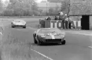 Umberto Maglioli & Mario Casoni Ford GT40 Le Mans 1967 Motor Racing Old Photo 10
