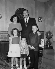 Jerry Mathers And His Family Leave It To Beaver 1960S Old Tv Photo 8