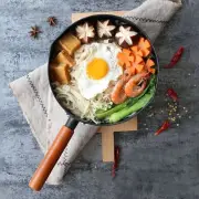 with Lid and Pour Spout Cooking Saucepan Wood Handle Frying Pan Noodles