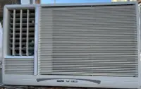 在飛比找Yahoo!奇摩拍賣優惠-中古二手三洋窗型冷氣機3.6KW