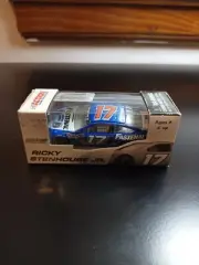 1/64 NASCAR 2013 RICKY STENHOUSE JR FASTENAL HEROES HIRED HERE LIONEL