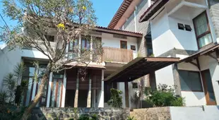 Amang house villa