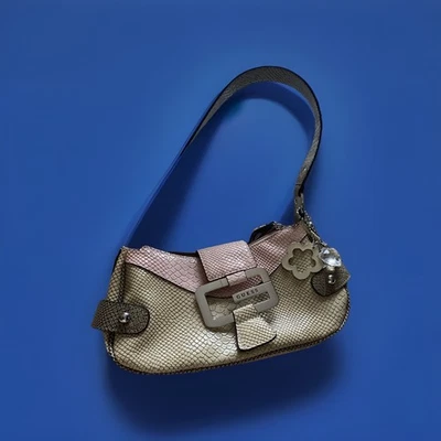 Guess Aligater Lizard Handbag NWT’S