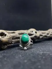 Native American Navajo malachite Sterling Silver Ring Size 8