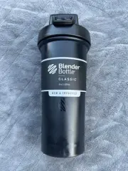 Blender Bottle Classic Shaker Bottle -Black- 28 Oz. NEW!