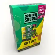 Original Source 250ml Zesty Lemon & Tingly Mint Shower Gel + Oddballs Socks Set