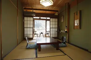 三原屋旅館Miharaya Ryokan