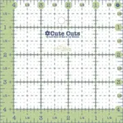 Lori Holt - Cute Cuts™ Ruler 4.5" x 4.5"