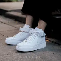 在飛比找蝦皮購物優惠-NICEDAY 現貨 Nike Air Force 1 全白