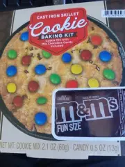 NIB- CAST IRON SKILLET 5" "Cookie Baking Kit" by M&Ms NIP FREE SHIPPING