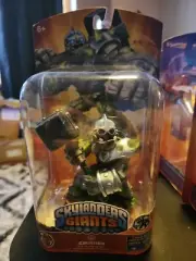 Skylanders Giants-Crusher character new in package