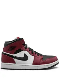 在飛比找Farfetch優惠-Air Jordan 1 Mid "Chicago Blac