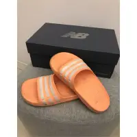 在飛比找蝦皮購物優惠-adidas愛迪達兒童橘色防水拖鞋