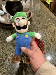 NINTENDO SUPER MARIO BROS Plush LUIGI green hat 8” 2023