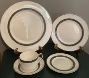 Vera Wang Cosmos Wedgewood 5 Piece Dinner Setting