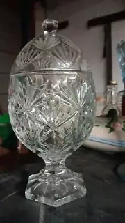 CRISTAL D'ARQUES-DURAND "Antique Clear" Lead Crystal Egg Shape Lidded Candy Dish