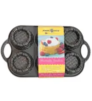 Nordic Ware Cast Aluminum Strawberry Shortcake Baskets Pan New