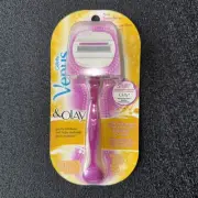 Gillette Venus & Olay 5 Blade Disposable Razor