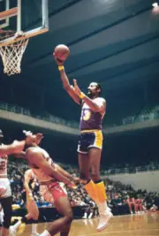 Wilt Chamberlain Of The Los Angeles Lakers 1970 OLD BASKETBALL PHOTO 12
