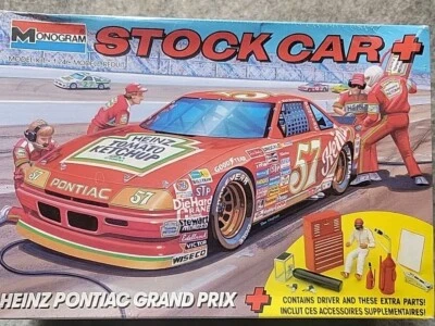 Monogram 2914 #57 Heinz Pontiac Grand Prix Hut Stricklin 1/24 McM KIT fs