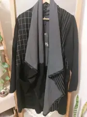 Womens TAKING SHAPE Jacket Size S