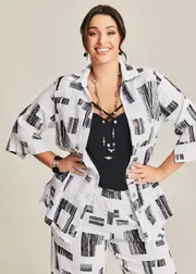 [TS] Taking Shape Crinkle Natural Shirt Size 24 in Black / White Print - Plus Size Women's Clothing Black / White Print