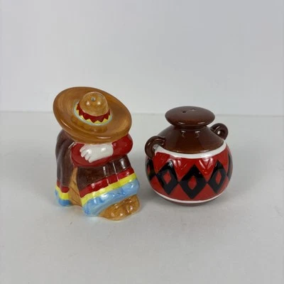 Siesta Man And Ceramic Pot Salt & Pepper Shakers