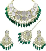 [Samyuktha] Classic Look Gold Plated Wedding Traditional Design Gold Plated Kundan Stone & Beads Choker Necklace Earring With Maangtikka Jewellery Set - Green For Unisex Adult, Brass, No Gemstone