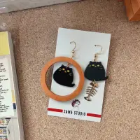 在飛比找蝦皮購物優惠-Sawa貓系列_熱賣 日系胖胖黑貓 貓 魚骨1號款 耳環/耳