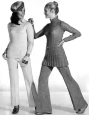 Pauline Cunning and Penny Dennis 3rd November 1969 Old Photo