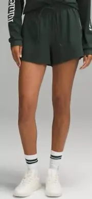 Lululemon FIRE! NWT! Lightweight HR Relaxed Short 3" Long Liner. Sz 0. R2S!