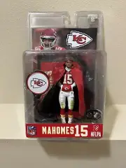 2023 McFarlane “Platinum Edition”Patrick Mahomes NFL “White Pants Variant”