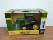 1/32 Ertl Farm Toy John Deere 9560 RT Tractor Prestige Collection