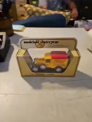 MATCHBOX MODELS OF YESTERYEAR YELLOW MAGGIS 1930 MODEL A FORD VAN Y-22