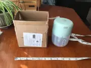 SR01 Wireless Electric Garlic Masher Chopper Portable Mini Food Chopper 100ml