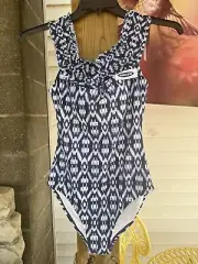 NWT Old Navy Women’s One-piece Swimsuit Size Medium Navy/ White Pretty