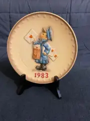 Vintage German Goebel M.J. Hummel Annual Plate - 1983 “The Postman”