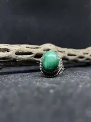 Native American Navajo malachite Sterling Silver circular Ring Size 6.5