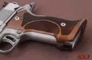 Colt and Other 1911's Full Size Government & Clones Walnut Target Grips