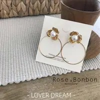 在飛比找蝦皮購物優惠-【Rose Bonbon】現貨韓國耳環 復古花朵珍珠鏤空 金