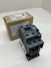 SIEMENS 3RT2025-1AK60 Contactor 120VAC Coil 17A 400VAC 7.5kW 1NO 1NC
