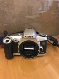 在飛比找Yahoo!奇摩拍賣優惠-二手良品 Canon EOS 500N 單眼相機 底片機 自