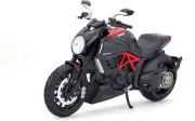 Maisto 5-11023 Model Motorcycle Ducati Diavel Carbon (Black-Red, Scale 1:12)
