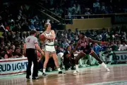 Larry Bird Boston Celtics looks to pass v Rory White Phoenix Suns - Old Photo