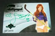 2014 Benchwarmer LISA LAKATOS Hockey #43 Green Foil Autograph/10 Muy Caliente