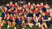 Melbourne demons premiers team photo, afl football,Sydney swans,champions,cats
