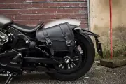 LEATHER SADDLE BAG LEFT SIDE FOR 2018 - 2023 INDIAN SCOUT BOBBER ENDSCUOIO
