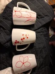 3 corelle coordinates porcelain mugs white $16.99 Each Retail