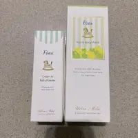 在飛比找蝦皮購物優惠-【Fees 法緻】嬰兒柔護泡泡露(杏果）300ml+嬰兒爽身